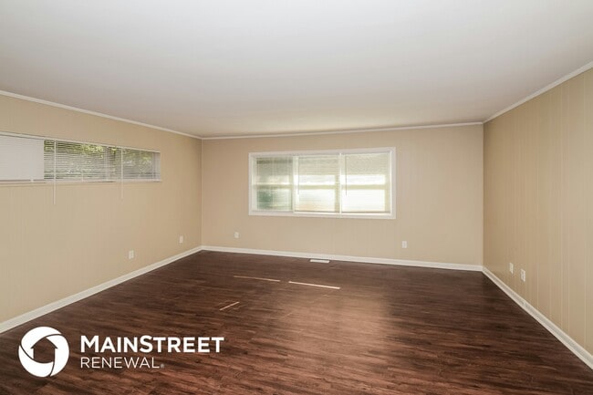 Building Photo - 1128 Lay Dr