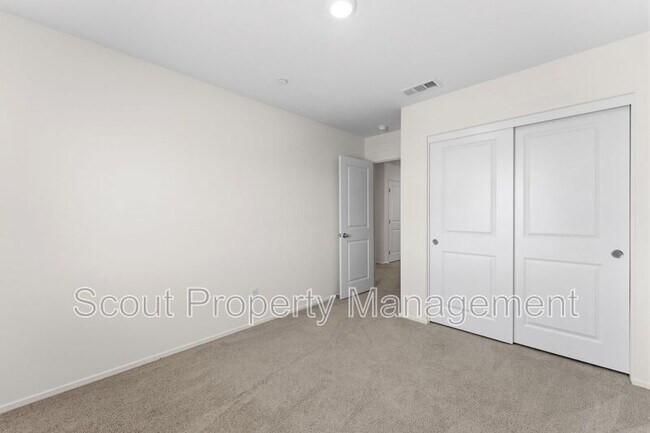 Building Photo - 28841 Cutlass St