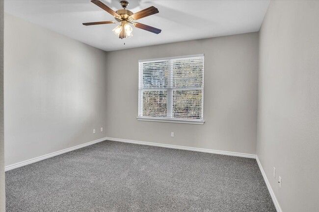 Master Bedroom - 10670 Washita Dr