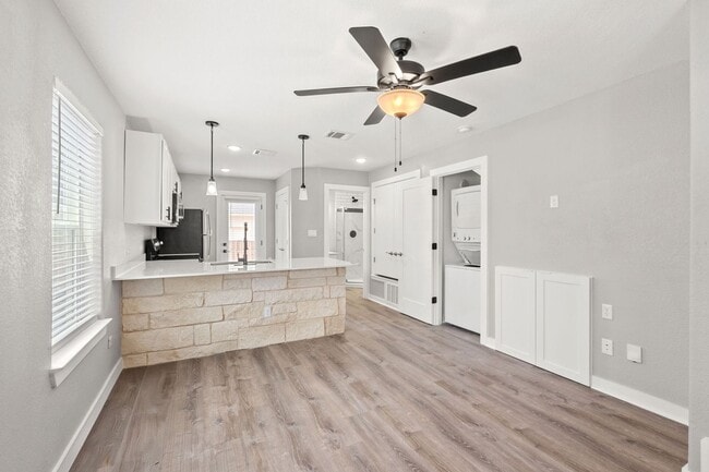 Interior Photo - 20 Tate Lane