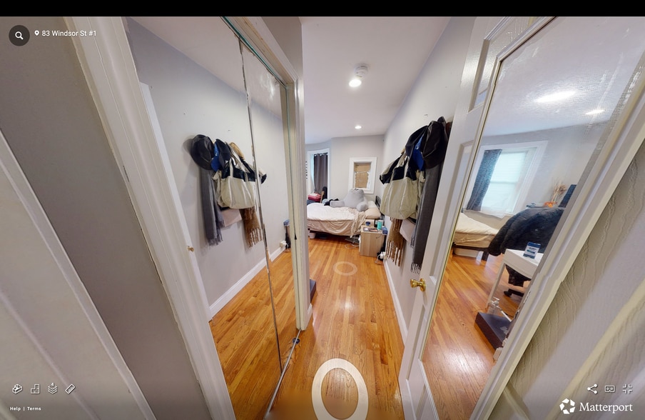 Building Photo - 83 Windsor St