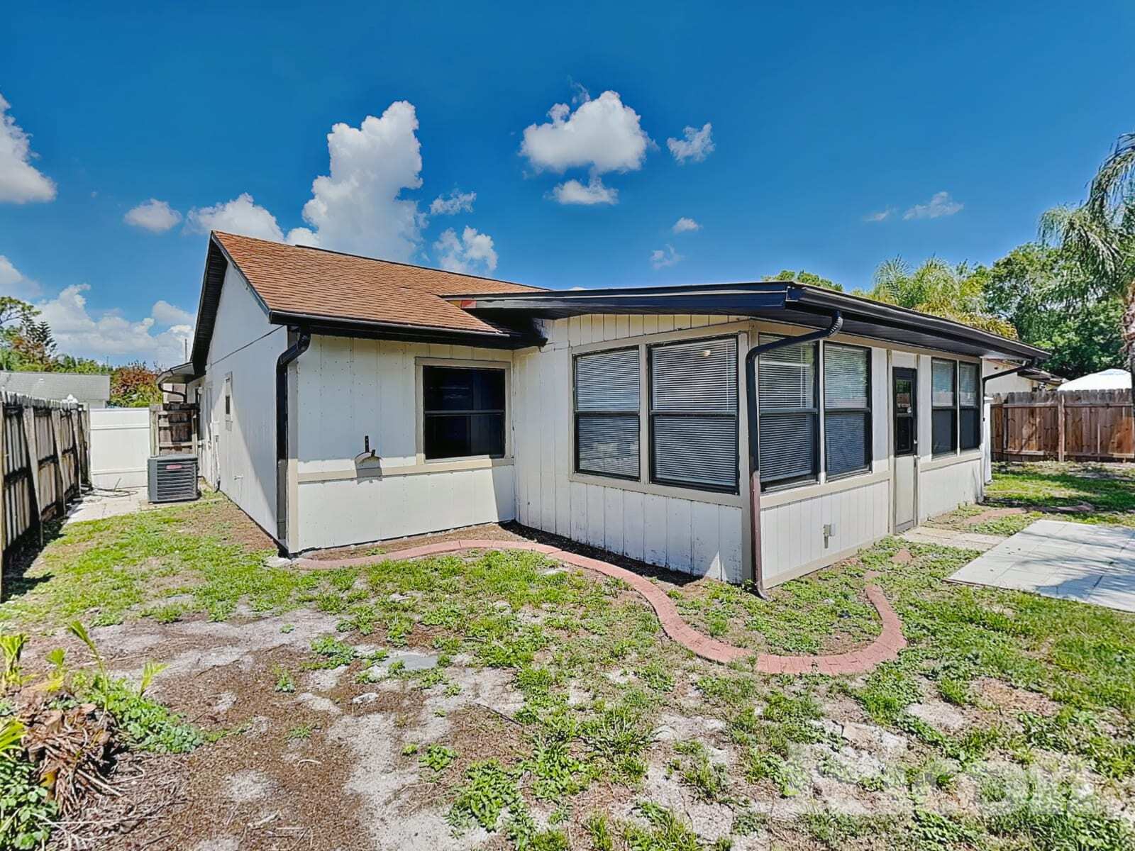 Building Photo - 2813 Whippet Ct