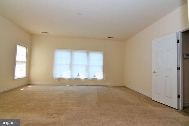 Building Photo - 4619 Beaufont Spring Ct