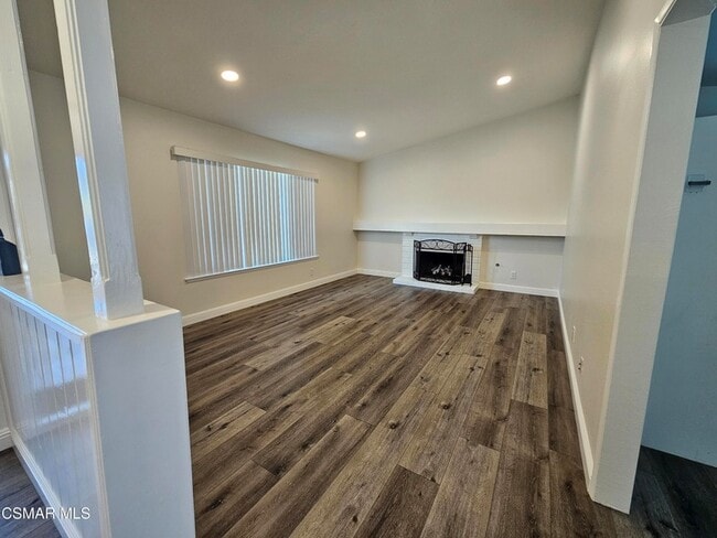 Building Photo - 14353 Loyola St