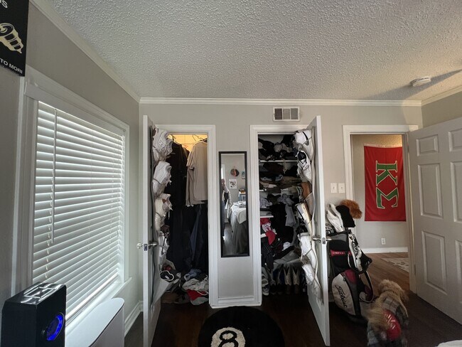 Building Photo - 3101 26th St