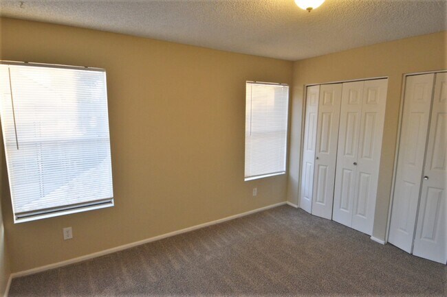 Building Photo - 5604 W Garden Dr