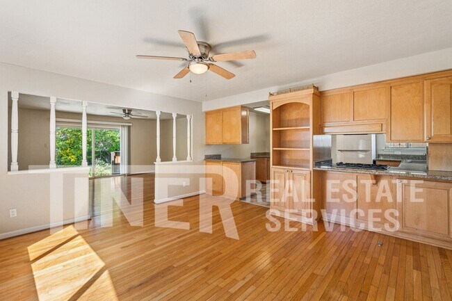 Building Photo - 6138 Cherrelyn Way