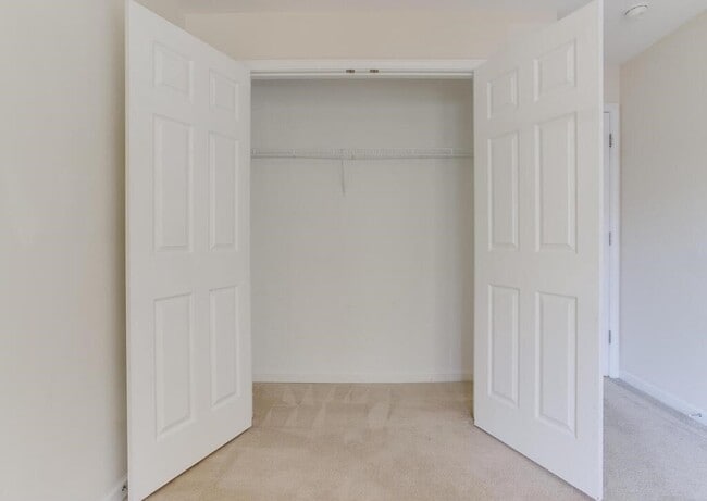 Building Photo - 1101 Primrose Ct