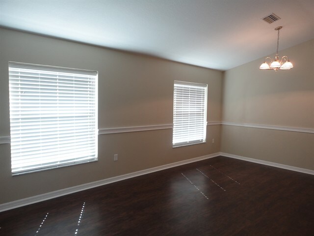 Building Photo - 4015 Warwick Hills Dr