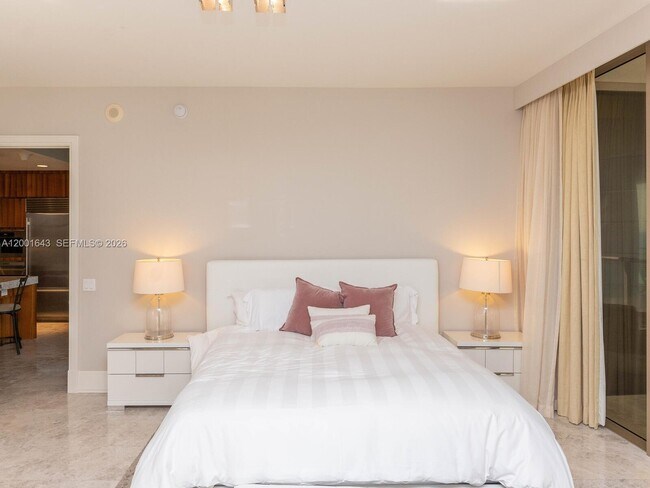 Building Photo - 9705 Collins Ave