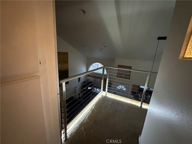 Building Photo - 2217 Vanderbilt Ln