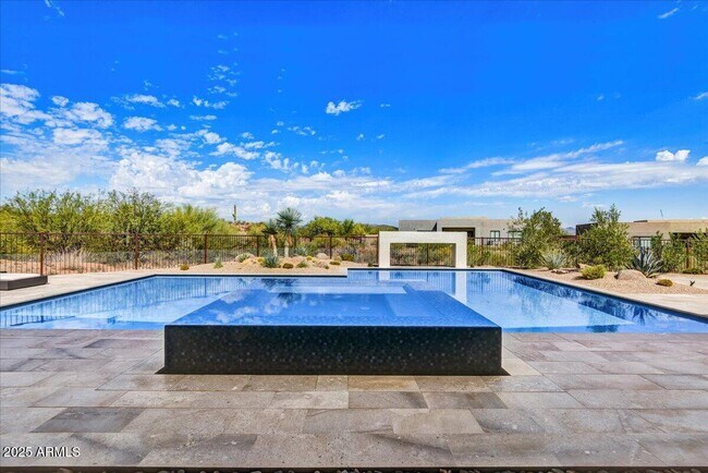 Building Photo - 13018 E Juan Tabo Rd