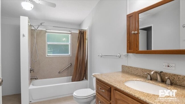 Building Photo - Spacious 3 Bedroom, 2 Bathroom Home in Cou...