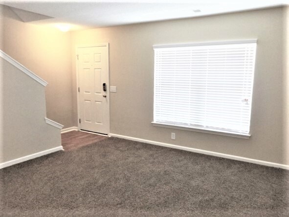 Building Photo - 235 Emerald Isle Dr