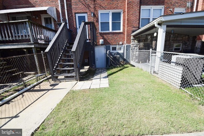 Building Photo - 1629 Searles Rd