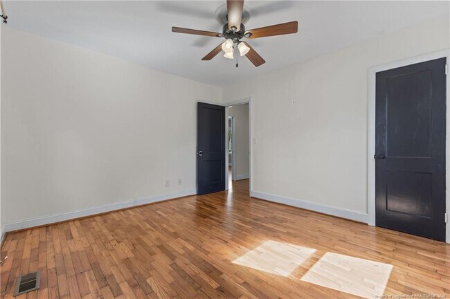 Building Photo - 813 McPherson Ave