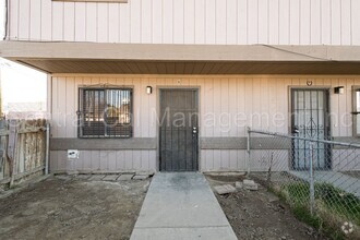 Building Photo - 530 K St