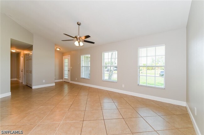 Building Photo - 929 SW 31st St