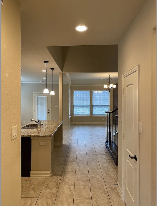 Building Photo - 1006 Jamal Dr