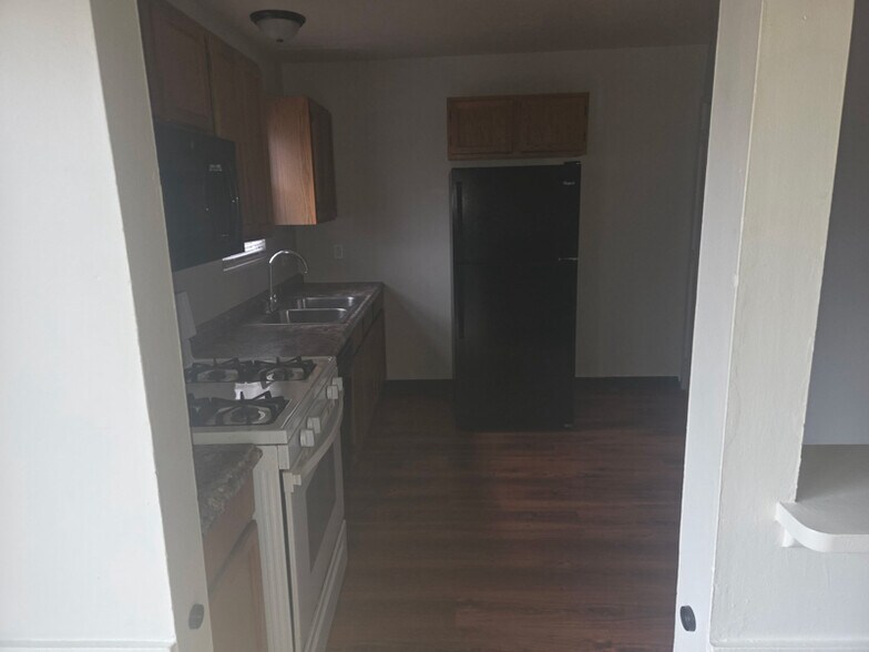 Building Photo - 417 Mathews Rd