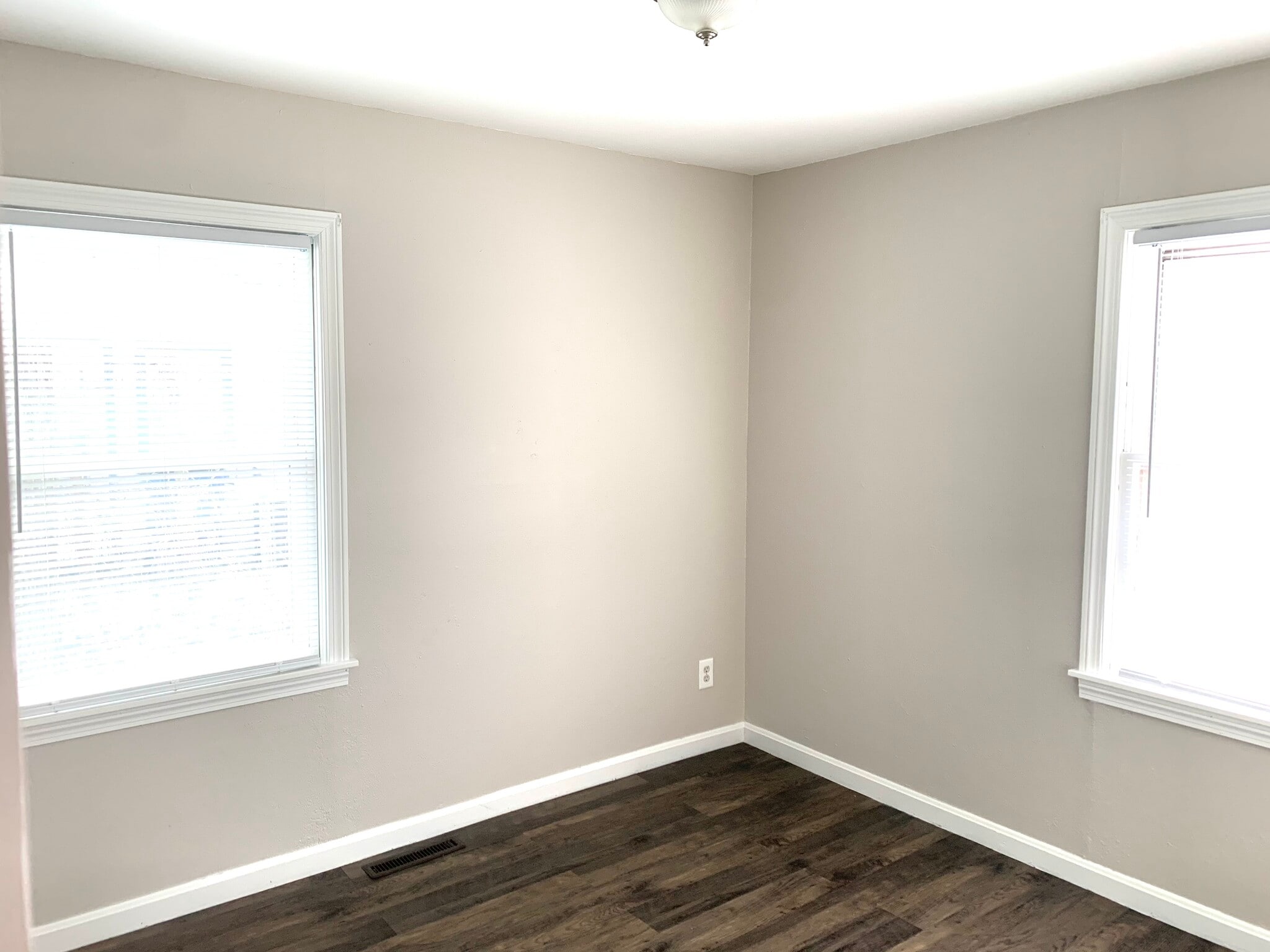 Bedroom 3 - 1601 Faulders Ln