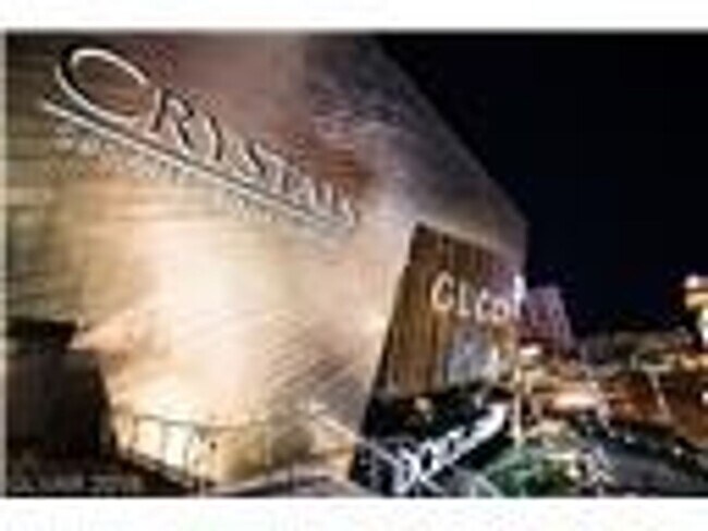 Building Photo - Beautiful 1-bed condo available at Veer