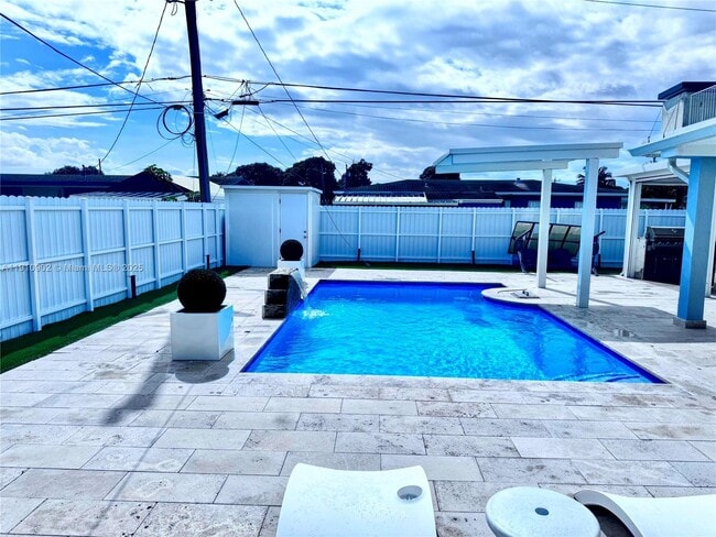 Building Photo - 3870 NW 177th St