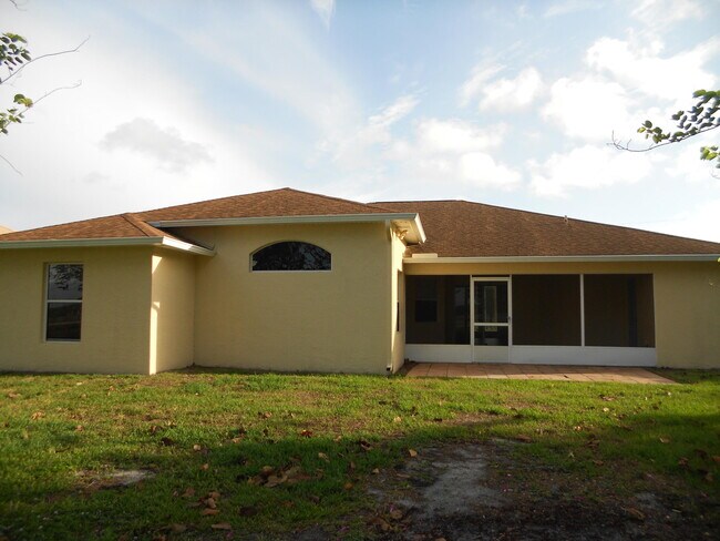 Building Photo - 5491 NW Dabney Ct