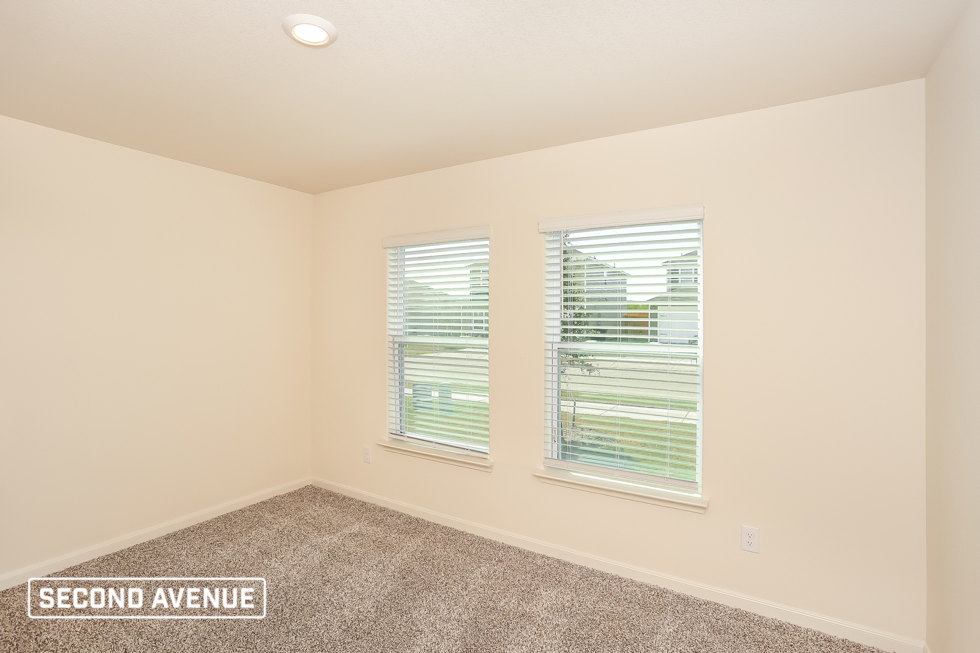 Building Photo - 1421 Sunkiss Dr