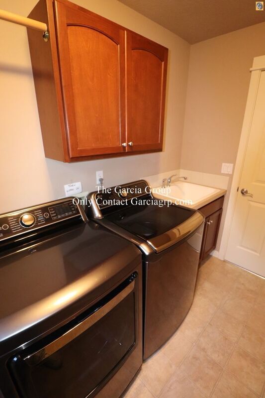 Building Photo - 7736 SW Cypress Ln