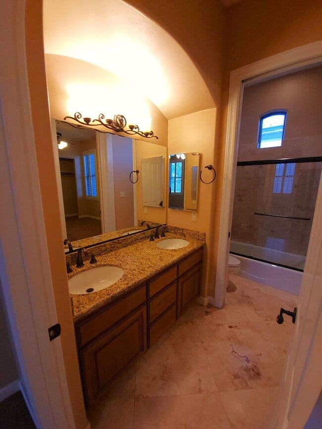 Building Photo - COMING SOON...BEAUTIFUL HOME ON HUGE LOT!