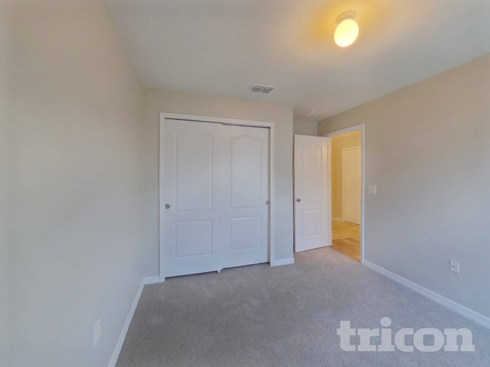 Building Photo - 2244 Gladiolus Ln