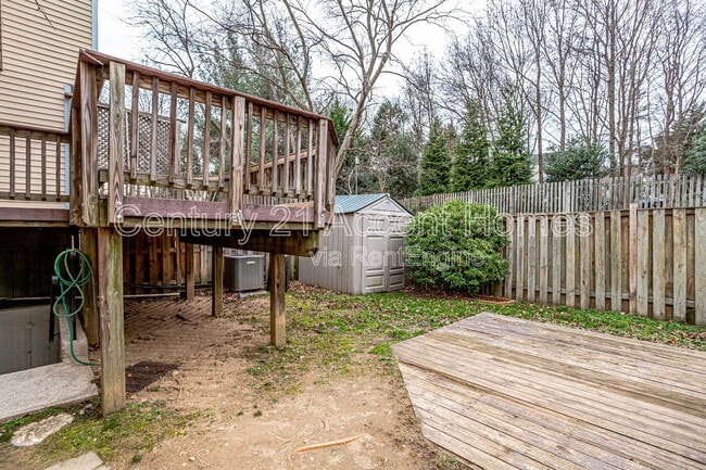 Building Photo - 5328 Larochelle Ct