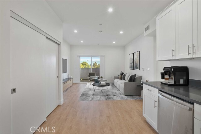 Building Photo - 8750 Sepulveda Blvd