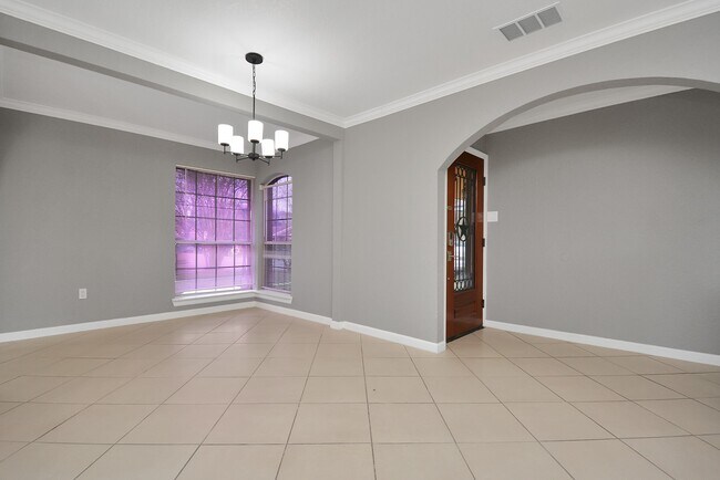 Building Photo - 6439 Hidden Arbor Ln