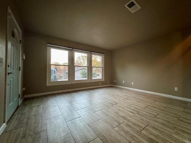 Building Photo - 15 Nantucket Dr