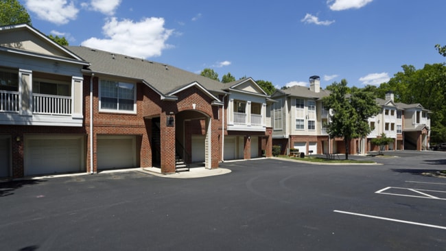Building Photo - 5406 Viewcrest Way