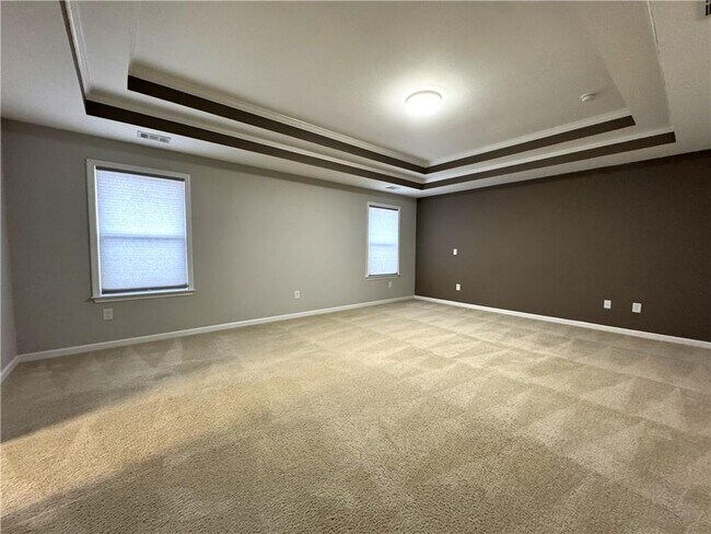 Building Photo - 920 Grove Valley Dr