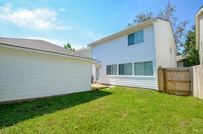 Building Photo - 3935 Federal Ln