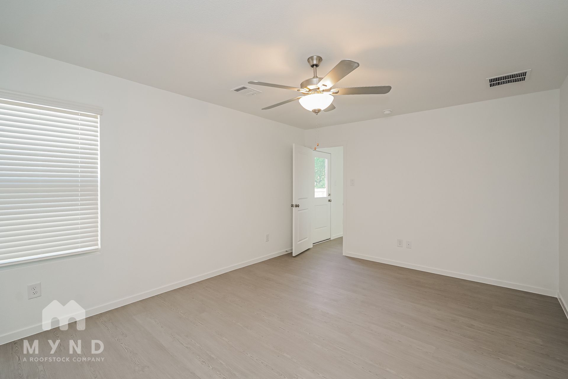 Building Photo - 10100 Dalgreen Cir