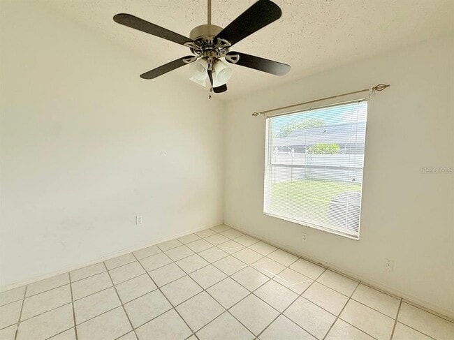 Building Photo - 4528 Dumont St