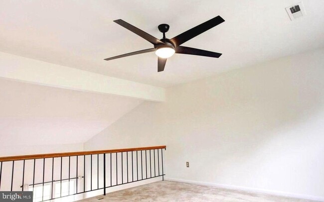 Building Photo - 4777 Kelly Rd