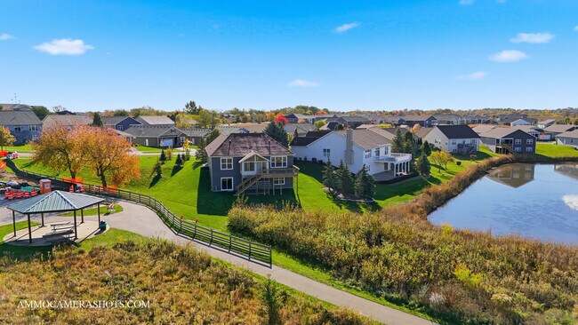 Building Photo - 2660 Harnish Dr