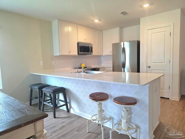 Building Photo - 4639 Carlstrom Ln