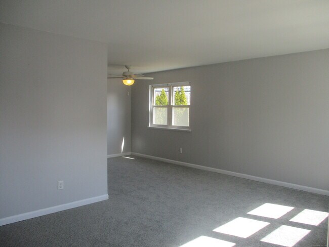 Building Photo - 29 Van Buren Ave