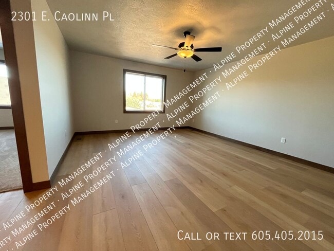 Building Photo - 2301 Caolinn Pl