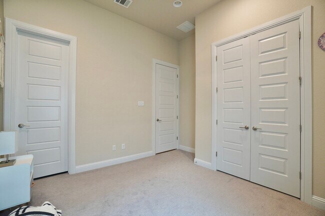 Building Photo - 20509 Christie Marie Ln