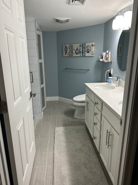 Building Photo - 4 Sterling Hill Ln