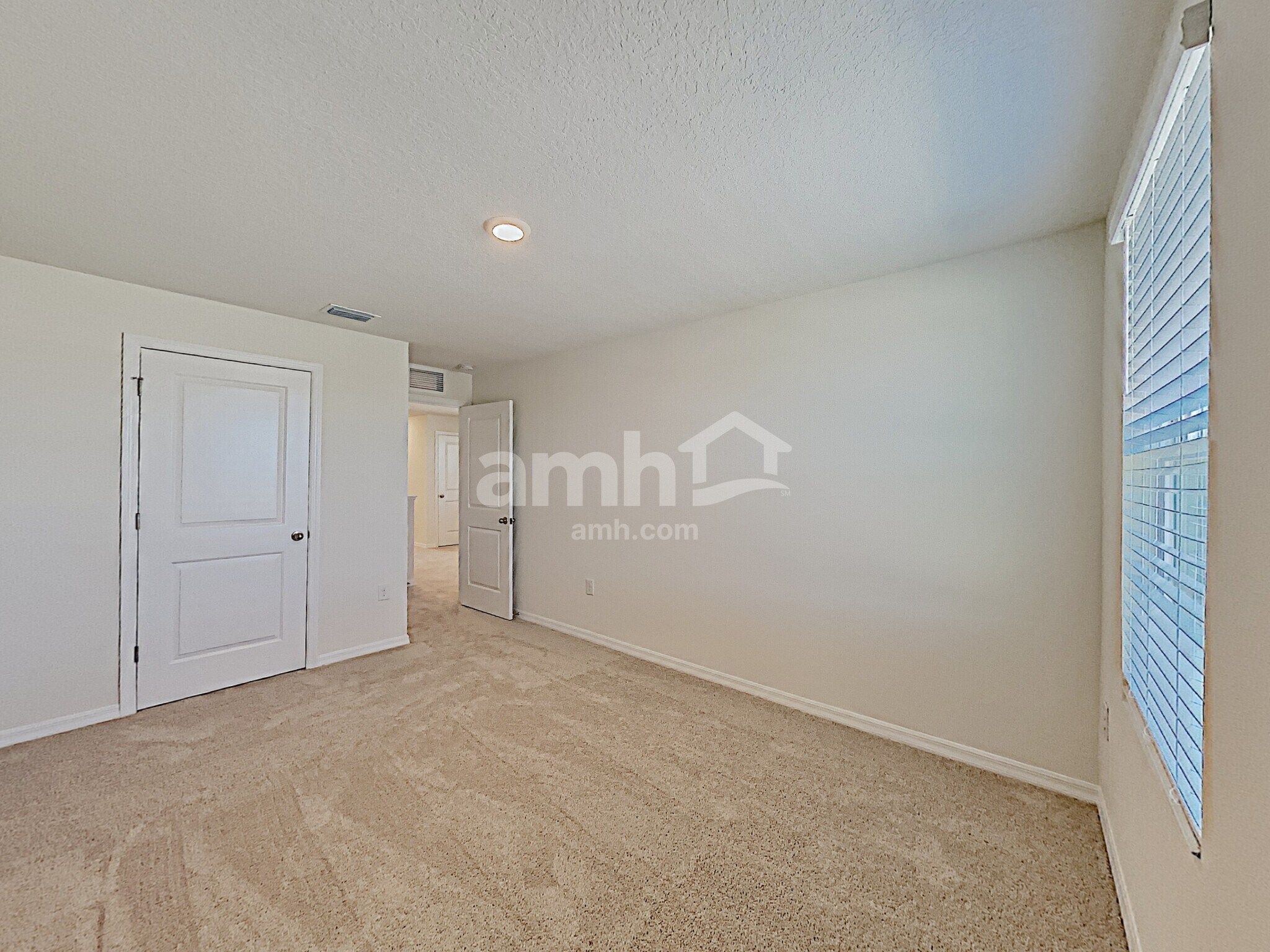 Building Photo - 12241 High Rock Way