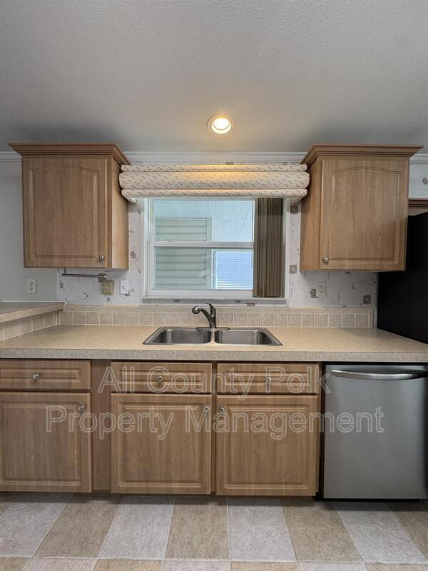 Building Photo - 106 Reineke Rd